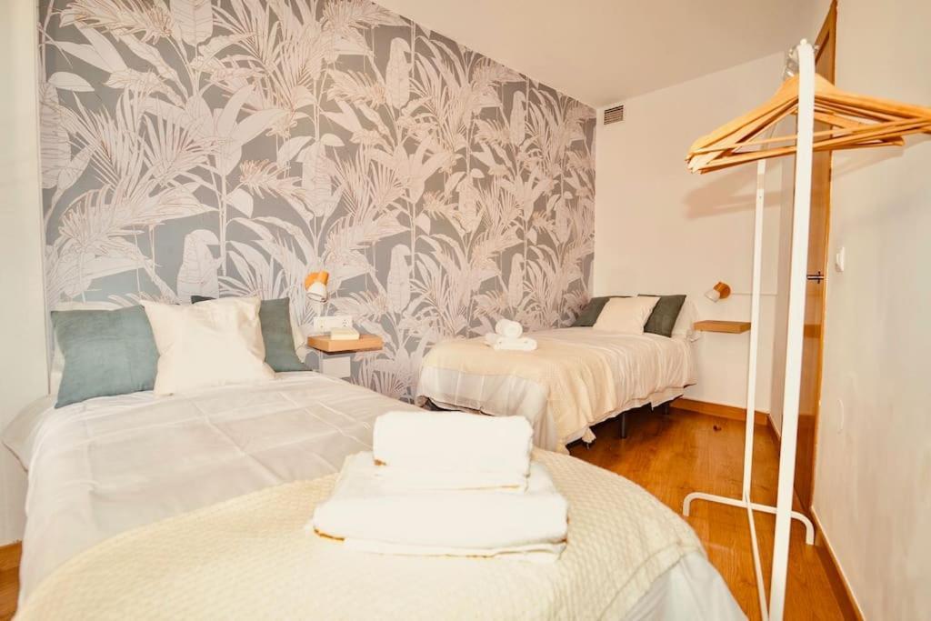 Postigo Catedral Con Parking Opcional Apartment Granada Ngoại thất bức ảnh