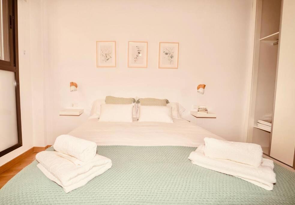 Postigo Catedral Con Parking Opcional Apartment Granada Ngoại thất bức ảnh